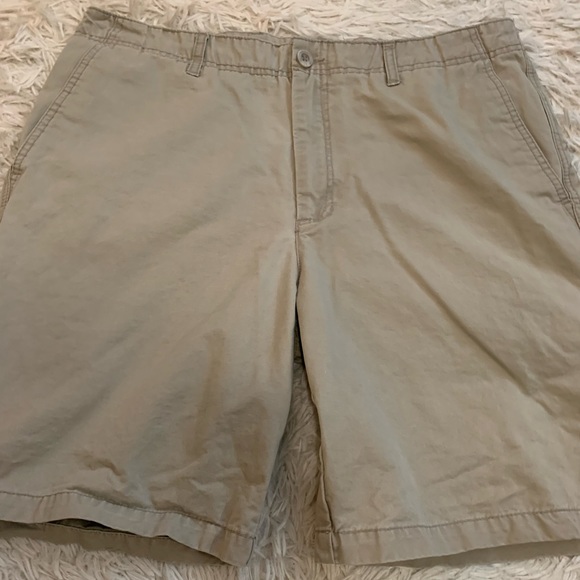 Hudson North Short - Picture 2 of 9